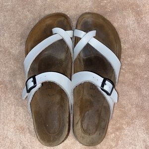 Betula by Birkenstock Mayari toe loop white strap sandals 36 narrow